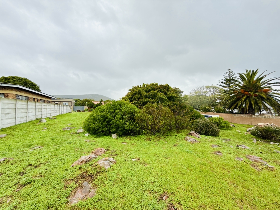 0 Bedroom Property for Sale in Sandbaai Western Cape